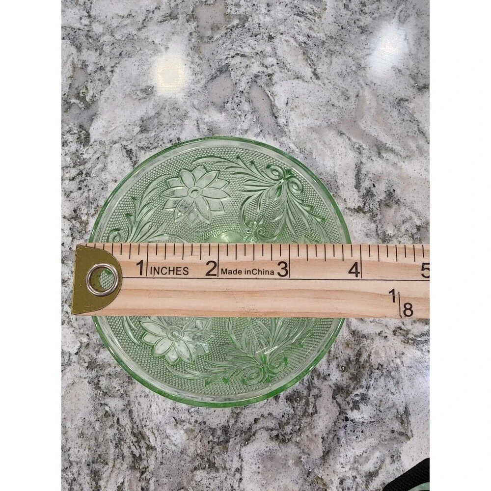 Green Depression Uranium Sunflower Glass Icecream Bowl